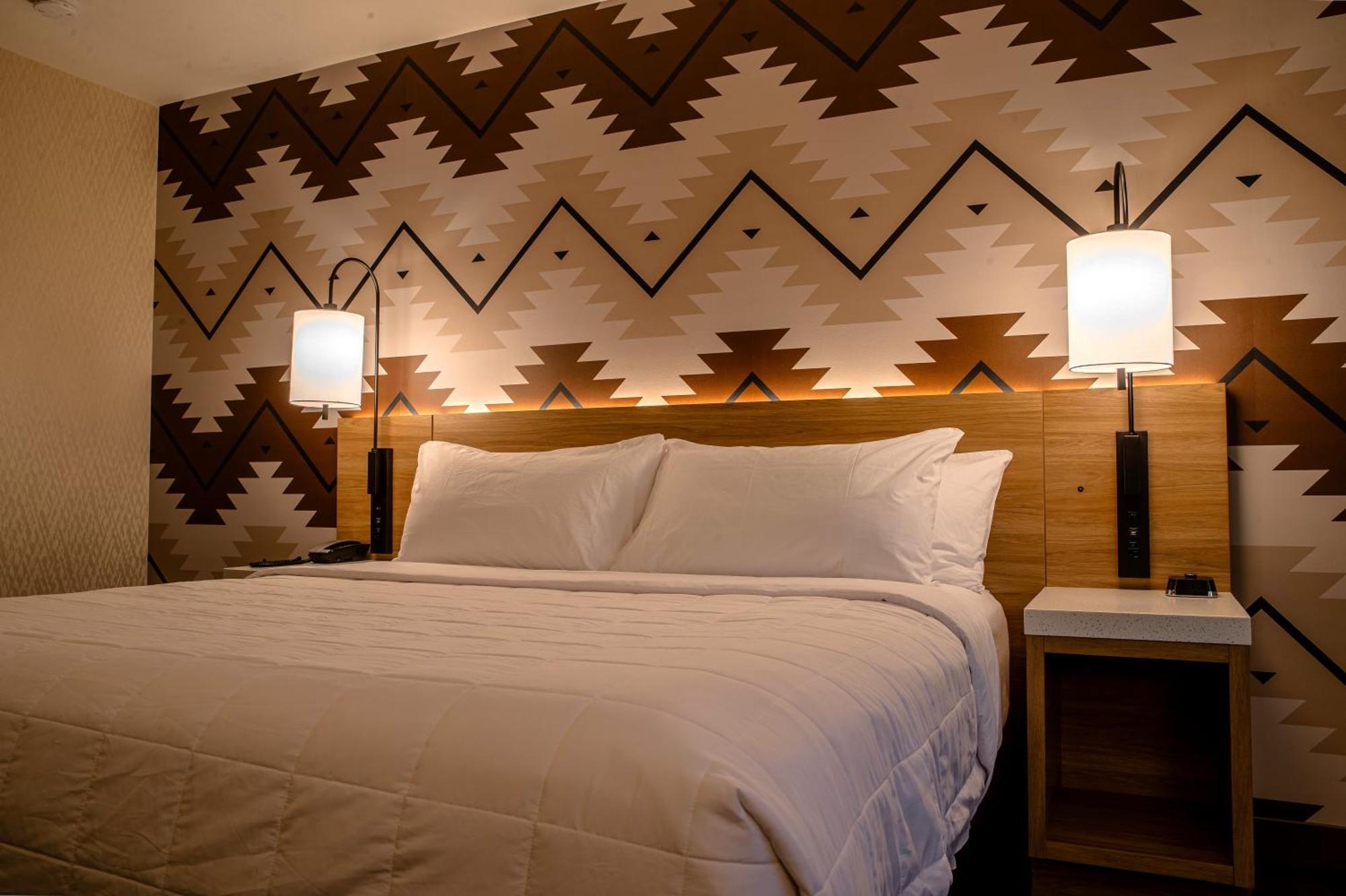 Wyndham Garden Redwood Valley - Ukiah Екстериор снимка